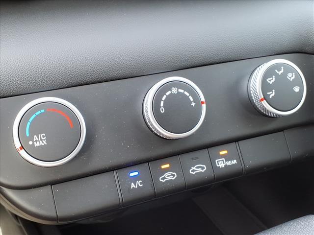 used 2025 Hyundai Elantra car