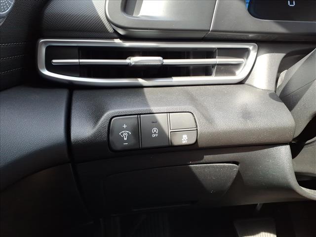used 2025 Hyundai Elantra car