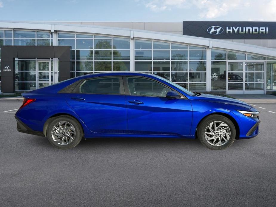 new 2024 Hyundai Elantra car, priced at $24,290