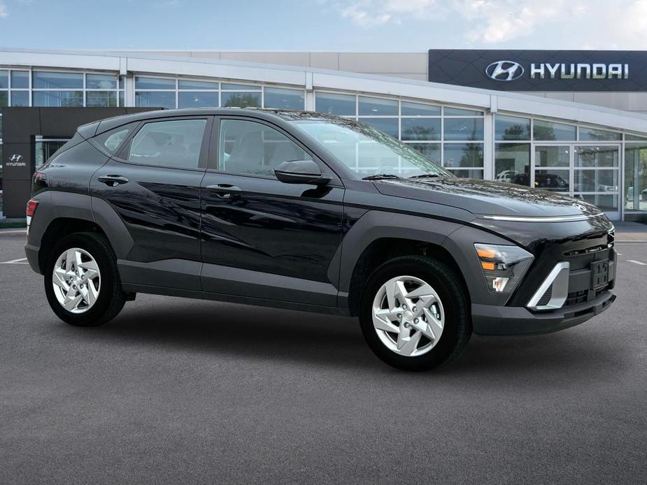 new 2025 Hyundai Kona car, priced at $27,890