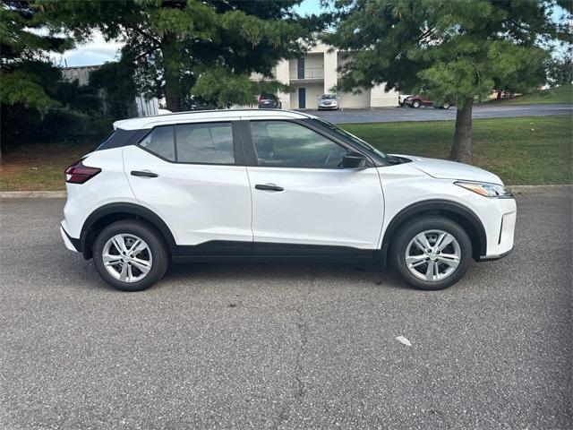 new 2025 Nissan Kicks Play car, priced at $23,230