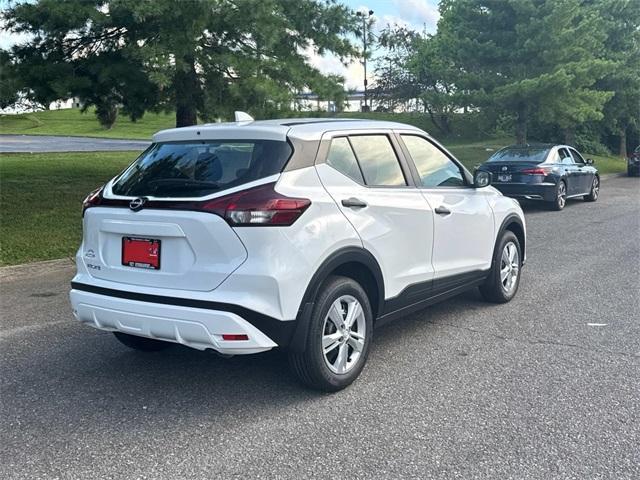 new 2025 Nissan Kicks Play car, priced at $23,230