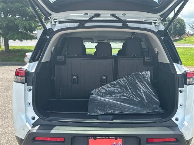 new 2025 Nissan Pathfinder car
