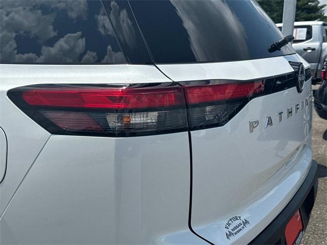 new 2025 Nissan Pathfinder car