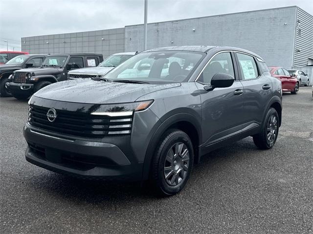 new 2025 Nissan Kicks car, priced at $22,250
