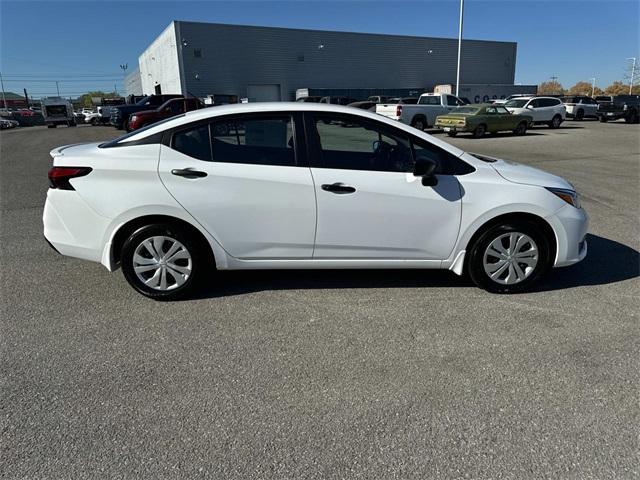 new 2024 Nissan Versa car