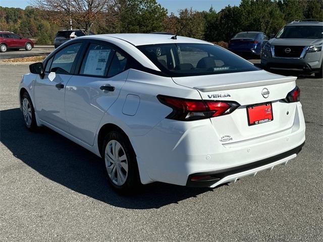 new 2024 Nissan Versa car