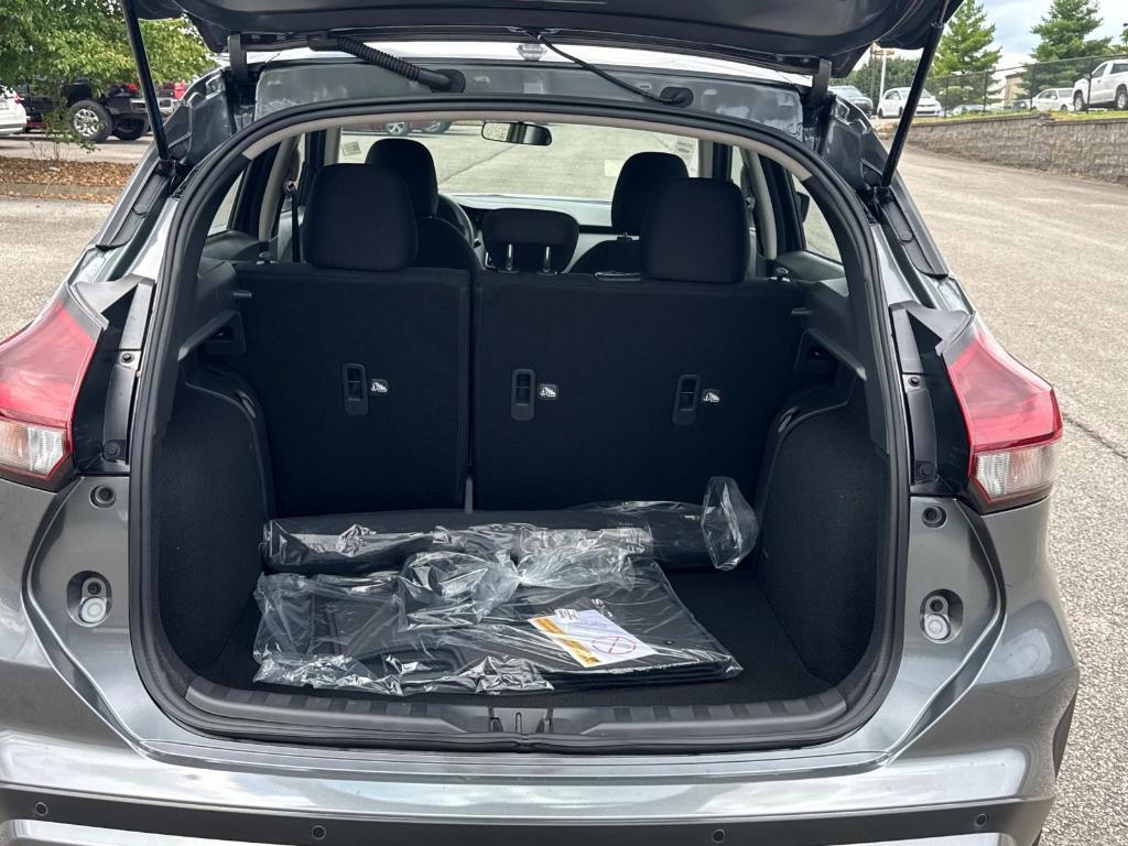 new 2025 Nissan Kicks Play car, priced at $23,135