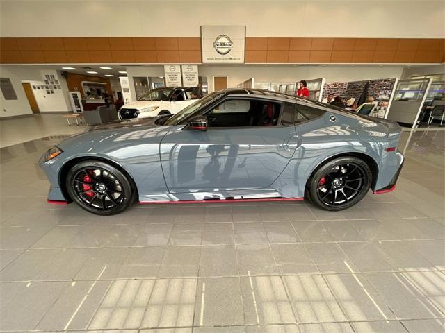 new 2024 Nissan Z car