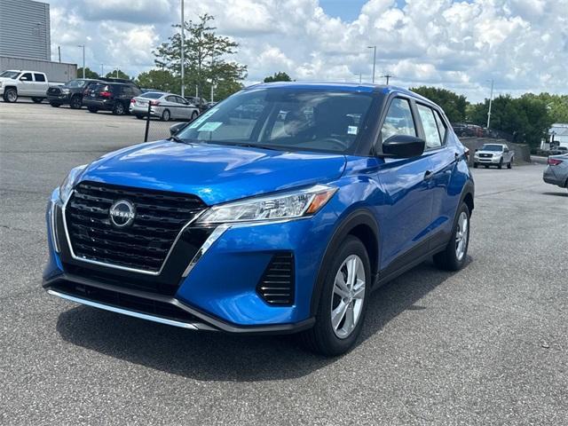 new 2025 Nissan Kicks Play car, priced at $22,715