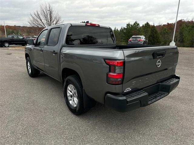 new 2025 Nissan Frontier car