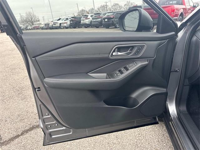 new 2026 Nissan Rogue car, priced at $38,464