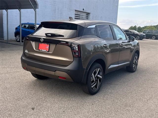 new 2025 Nissan Kicks car, priced at $23,654