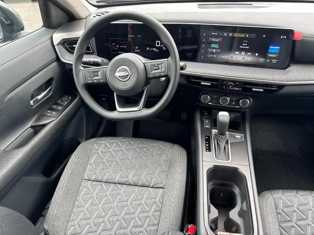 new 2025 Nissan Kicks car, priced at $26,921