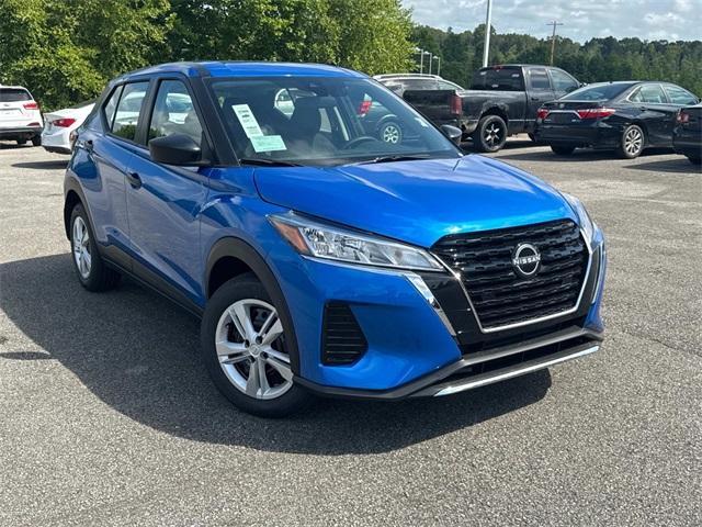 new 2025 Nissan Kicks Play car, priced at $23,135
