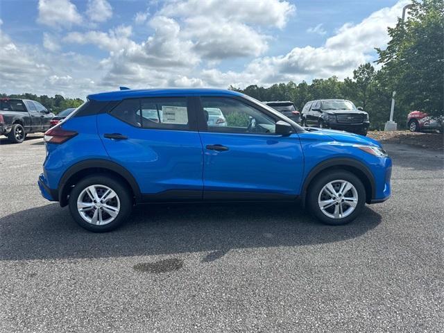 new 2025 Nissan Kicks Play car, priced at $23,135