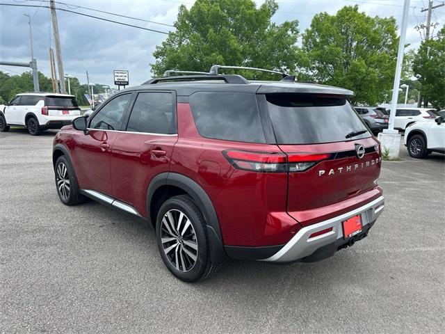 new 2025 Nissan Pathfinder car, priced at $51,183