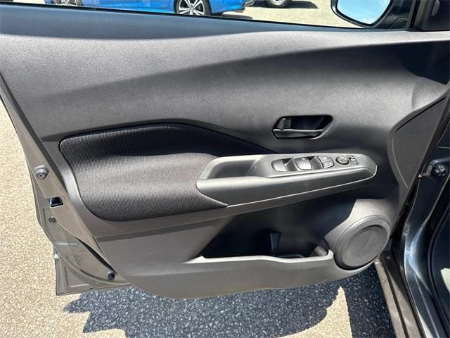 new 2025 Nissan Kicks Play car, priced at $23,135