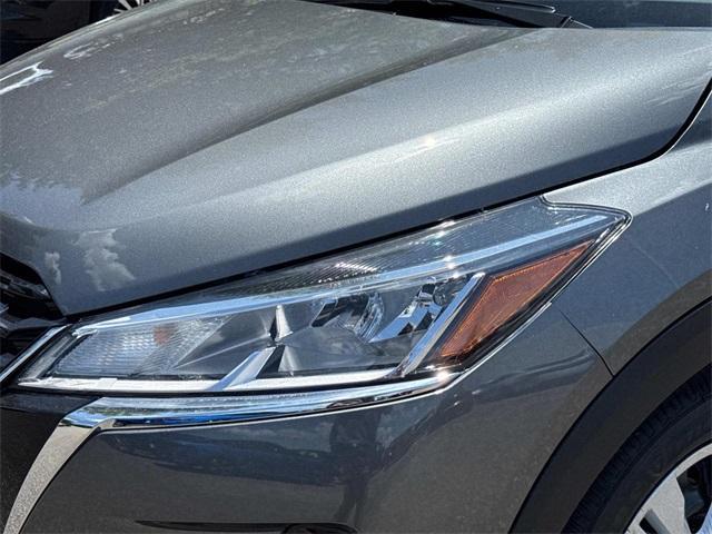 new 2025 Nissan Kicks Play car, priced at $23,135