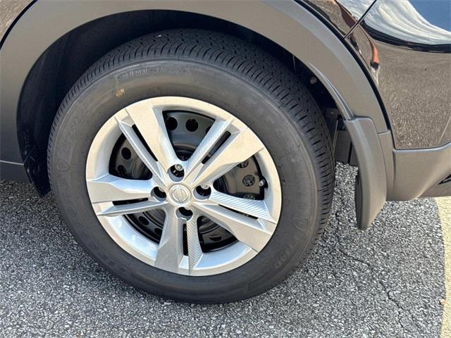 new 2025 Nissan Kicks Play car, priced at $23,135