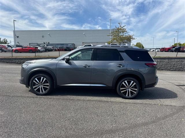 new 2025 Nissan Pathfinder car, priced at $44,210