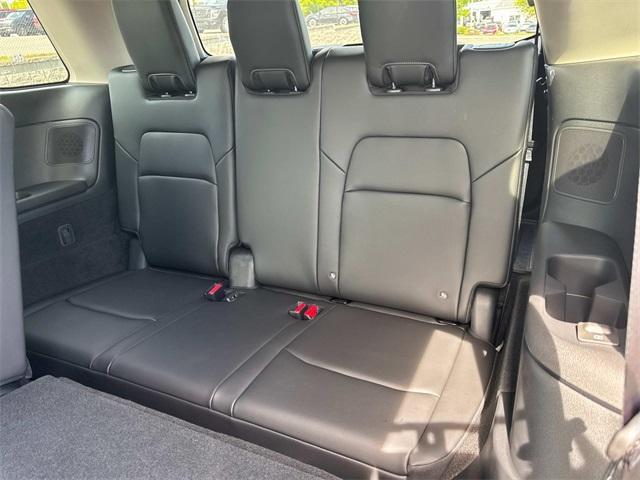 new 2025 Nissan Pathfinder car, priced at $44,210