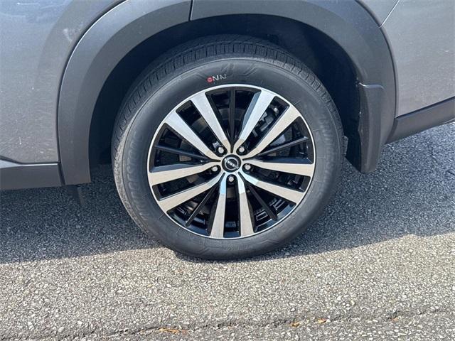 new 2025 Nissan Pathfinder car, priced at $44,210