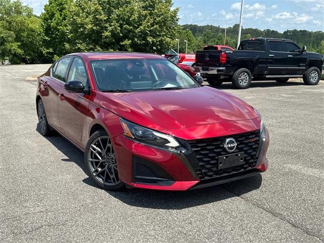 used 2023 Nissan Altima car, priced at $27,262