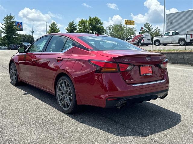 used 2023 Nissan Altima car, priced at $27,262