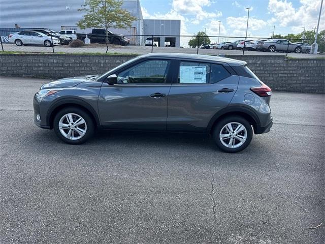 new 2025 Nissan Kicks Play car, priced at $21,627