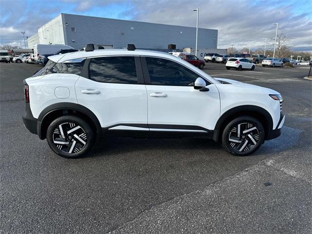 new 2025 Nissan Kicks car, priced at $29,438