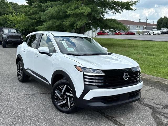 new 2025 Nissan Kicks car, priced at $22,925