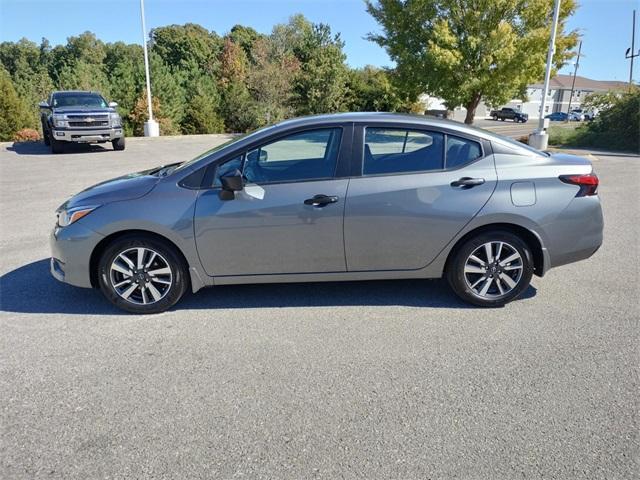 new 2024 Nissan Versa car