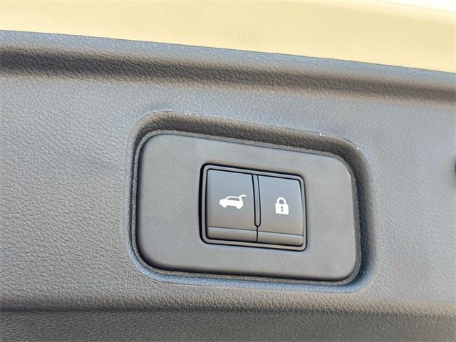 new 2025 Nissan Pathfinder car, priced at $43,942