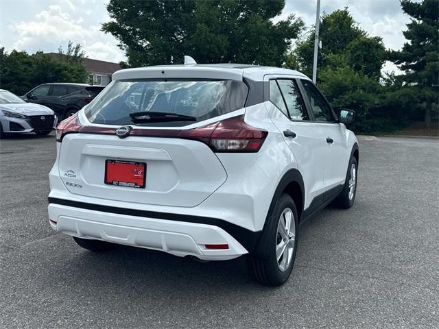 new 2025 Nissan Kicks Play car, priced at $23,135