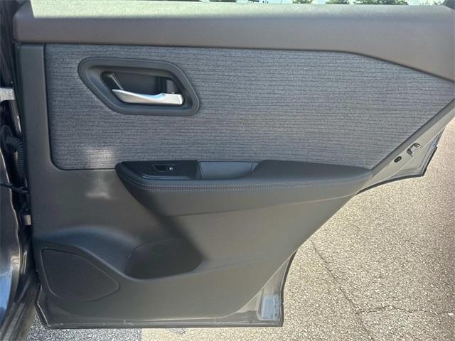 used 2023 Nissan Rogue car, priced at $23,003