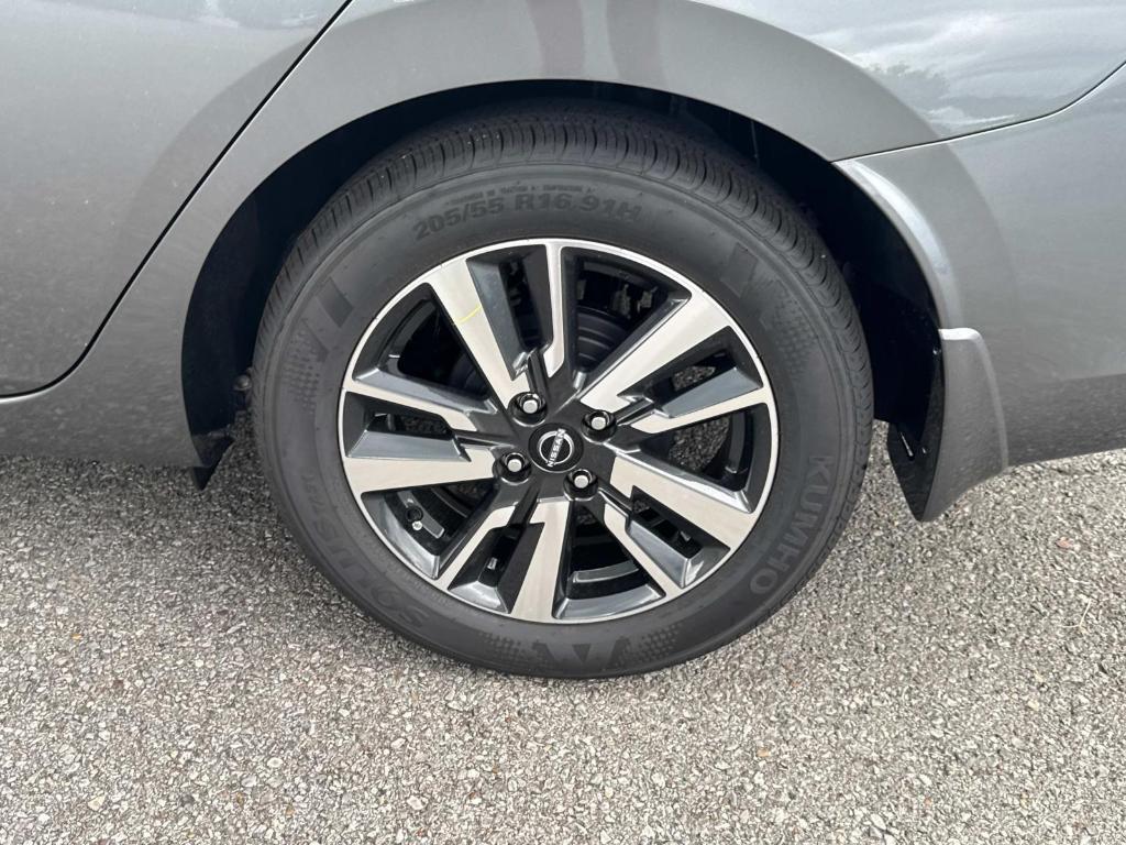 new 2025 Nissan Versa car, priced at $21,516