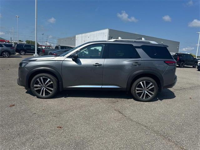 new 2025 Nissan Pathfinder car, priced at $50,380