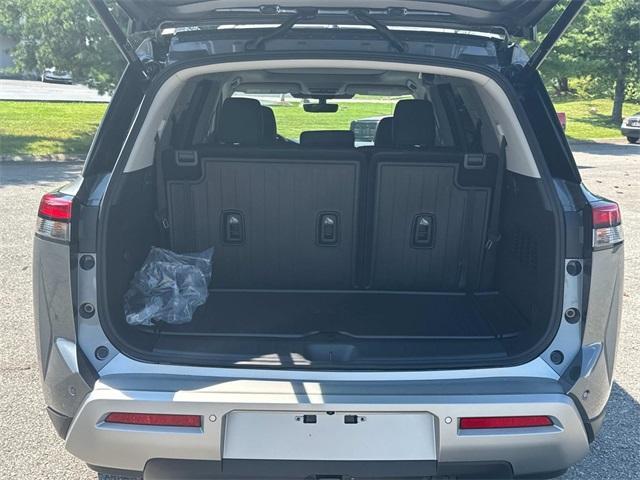 new 2025 Nissan Pathfinder car, priced at $50,380