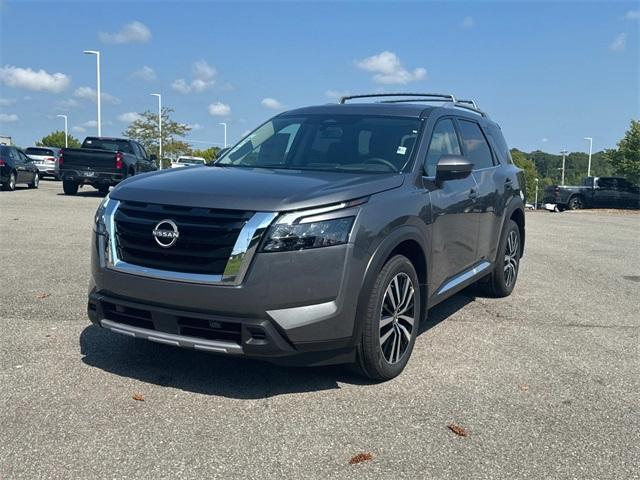 new 2025 Nissan Pathfinder car, priced at $50,380