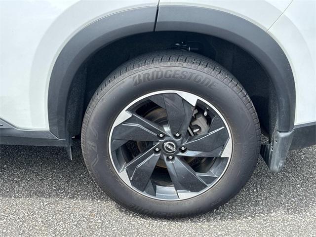 used 2024 Nissan Rogue car, priced at $27,033