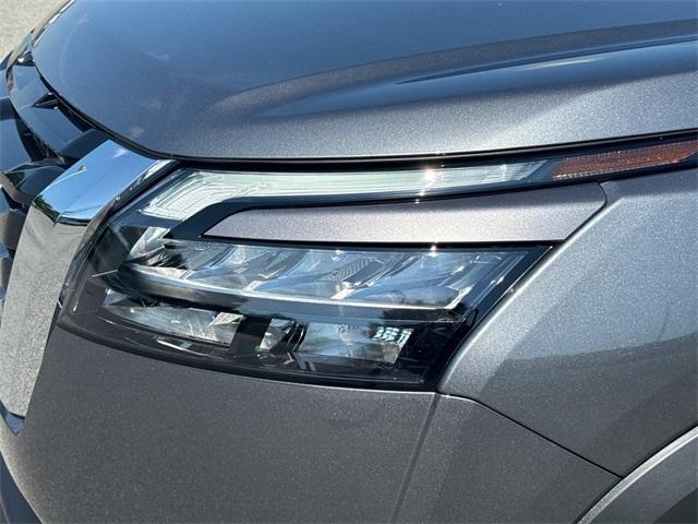 new 2025 Nissan Pathfinder car