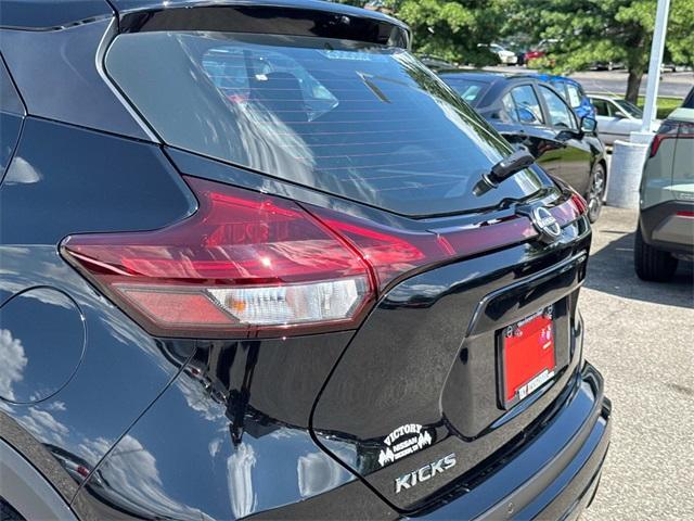 new 2025 Nissan Kicks Play car, priced at $22,715