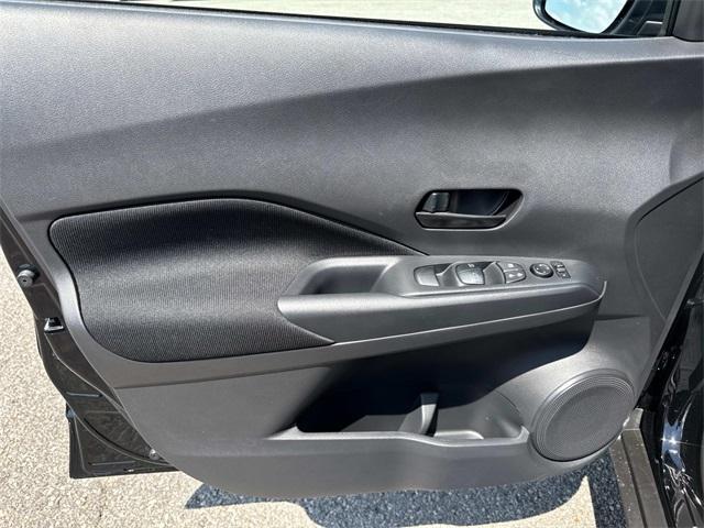 new 2025 Nissan Kicks Play car, priced at $22,715