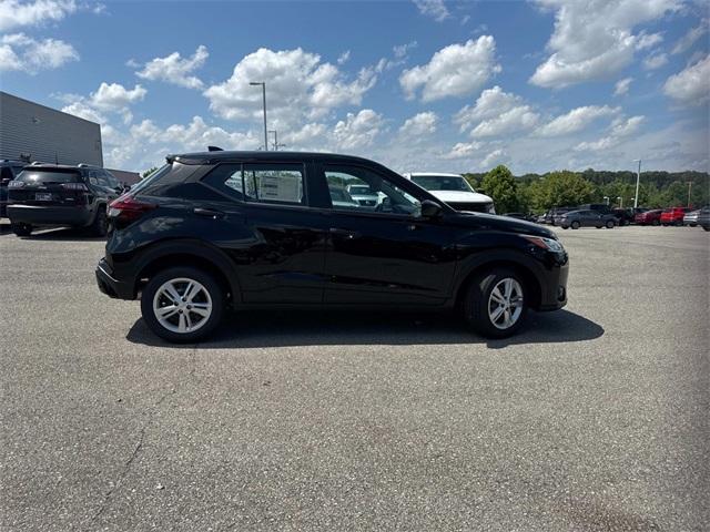 new 2025 Nissan Kicks Play car, priced at $22,715