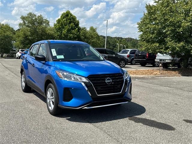 new 2025 Nissan Kicks Play car, priced at $22,715