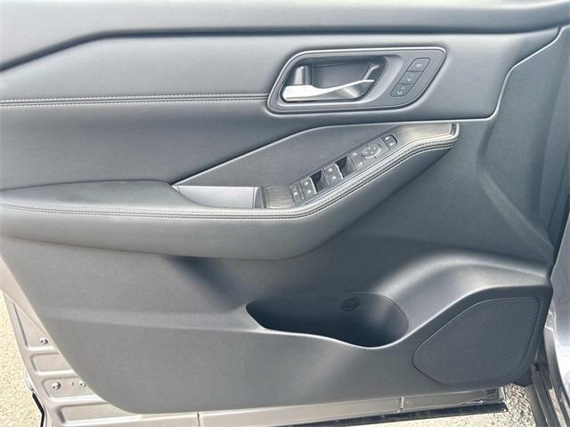 new 2025 Nissan Rogue car, priced at $36,914