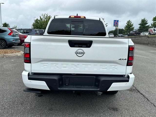 new 2025 Nissan Frontier car, priced at $36,320