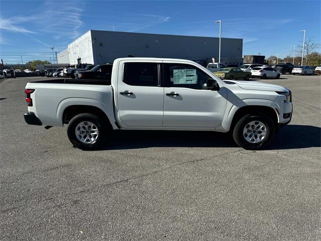 new 2025 Nissan Frontier car