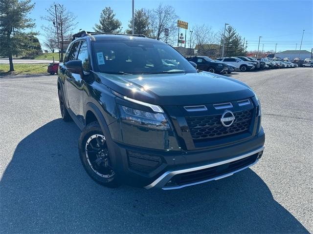 new 2025 Nissan Pathfinder car, priced at $45,650